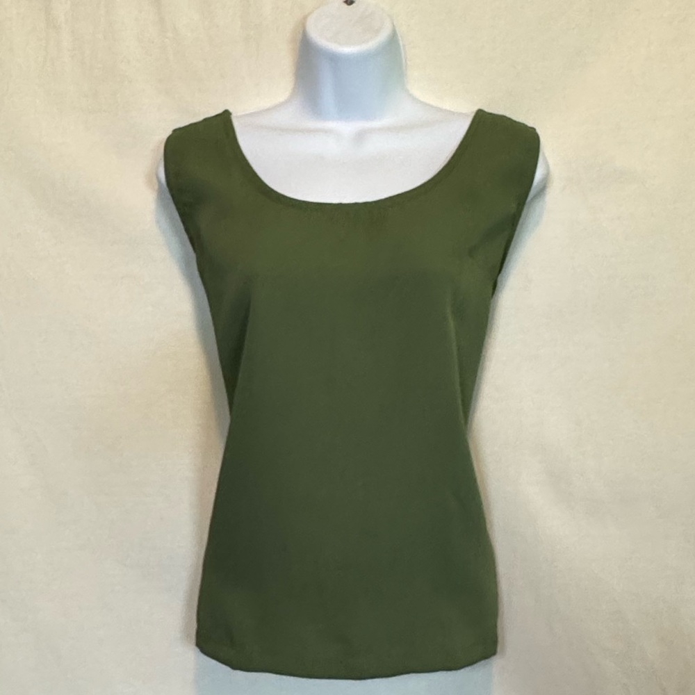 G-120 Selene Sport Green Sleeveless Pullover‎ Summer Blouse Size M